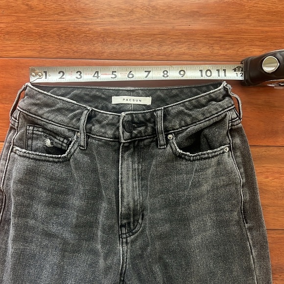 Pacsun Black Mom Jean Size 24 - Picture 4 of 7